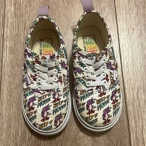 VANS Dallas Clayton Authentic Elastic Shoe Skating Cows Girls Sz 8.5
